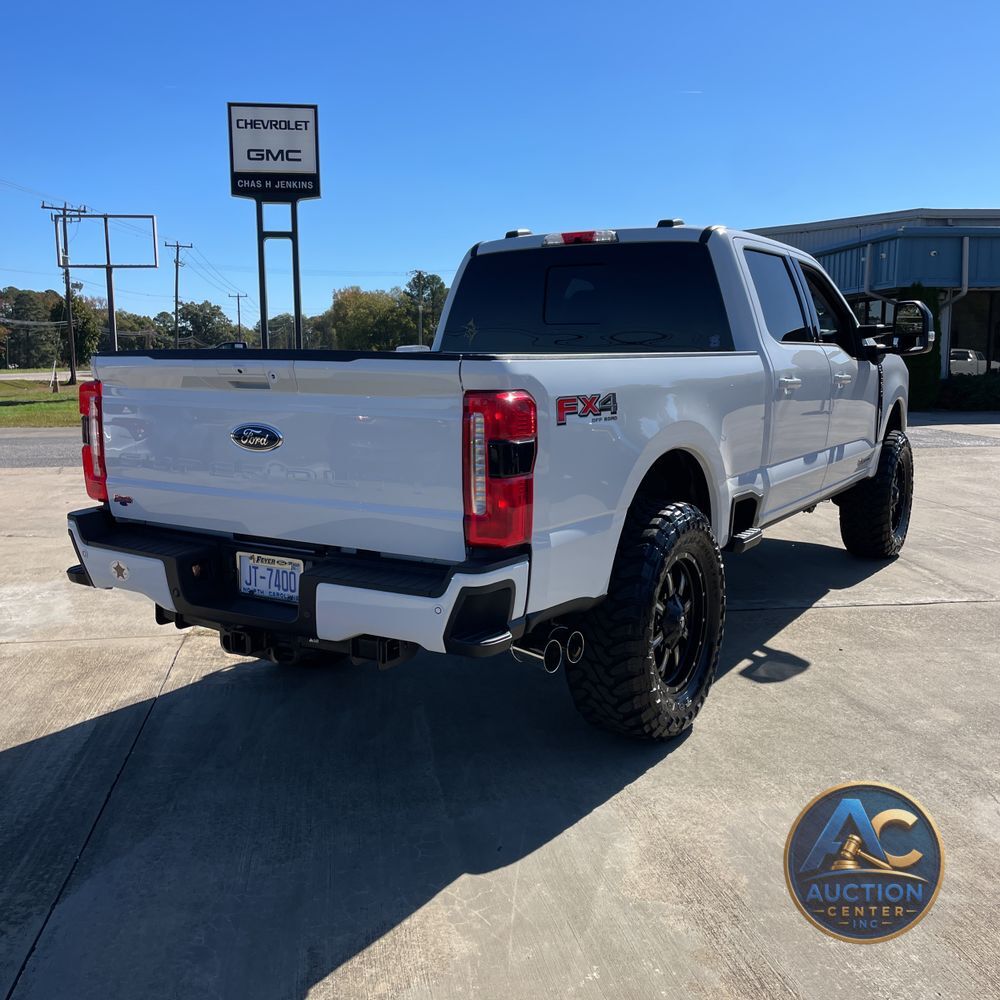 2024 Ford F-350 Super Duty Lariat