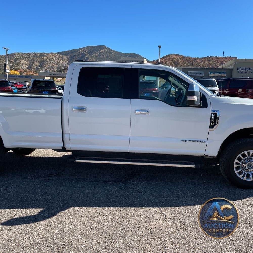 2022 Ford F-350 Super Duty Lariat