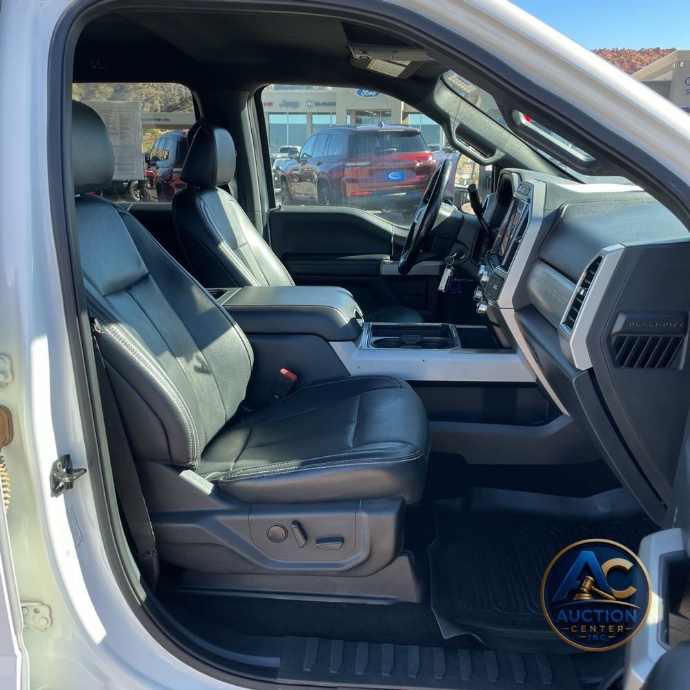 2022 Ford F-350 Super Duty Lariat