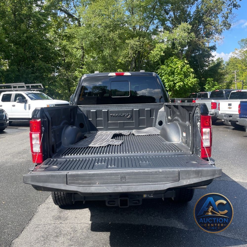 2022 Ford F-350 Super Duty XLT