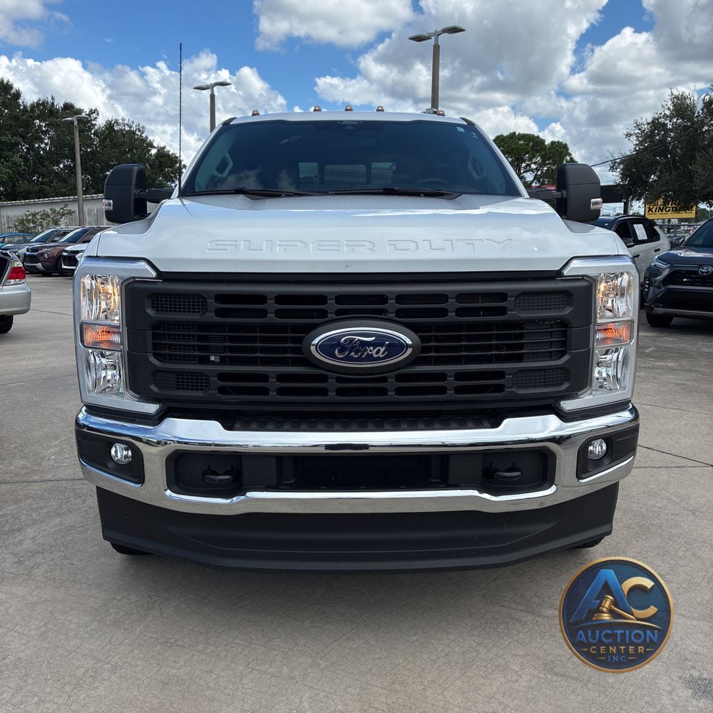 2024 Ford F-350 Super Duty XL