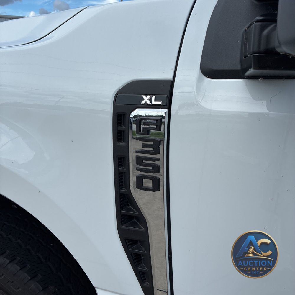 2024 Ford F-350 Super Duty XL