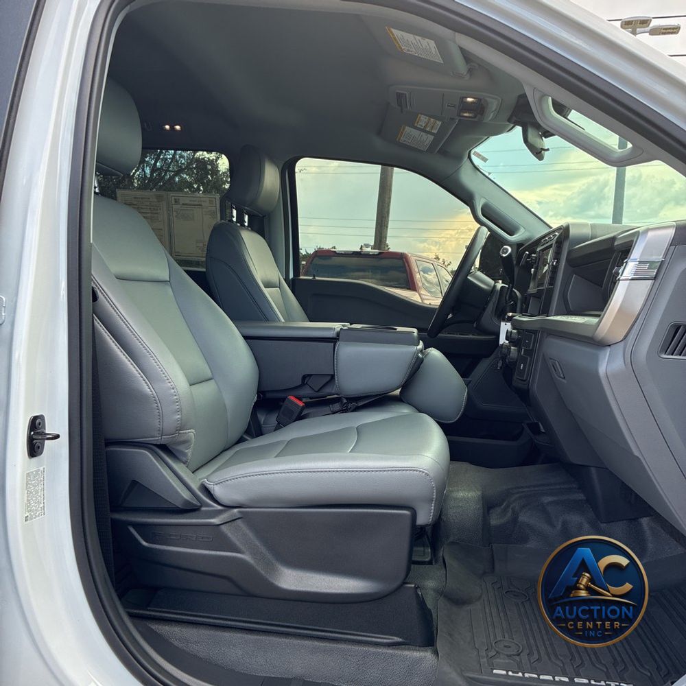 2024 Ford F-350 Super Duty XL