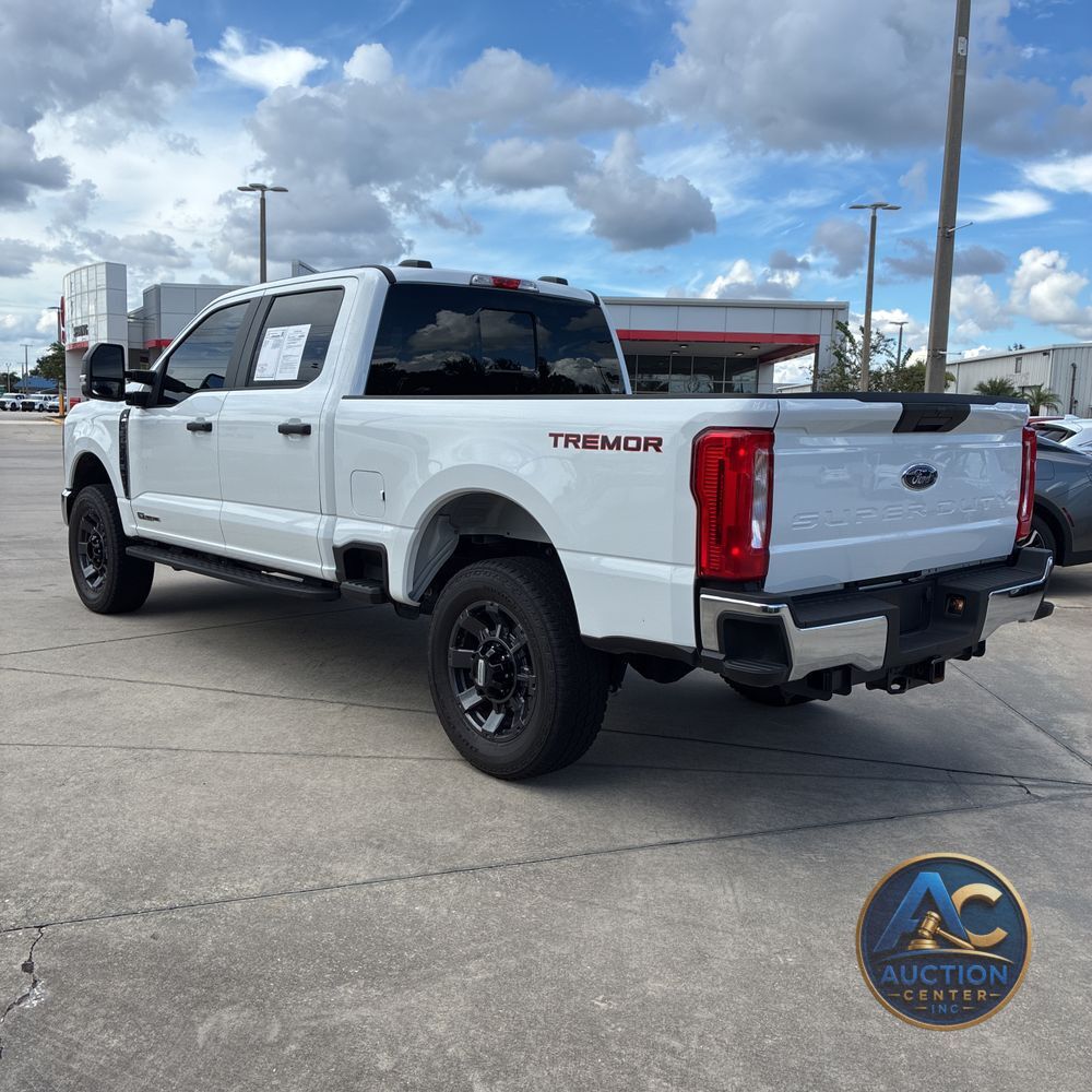 2024 Ford F-350 Super Duty XL