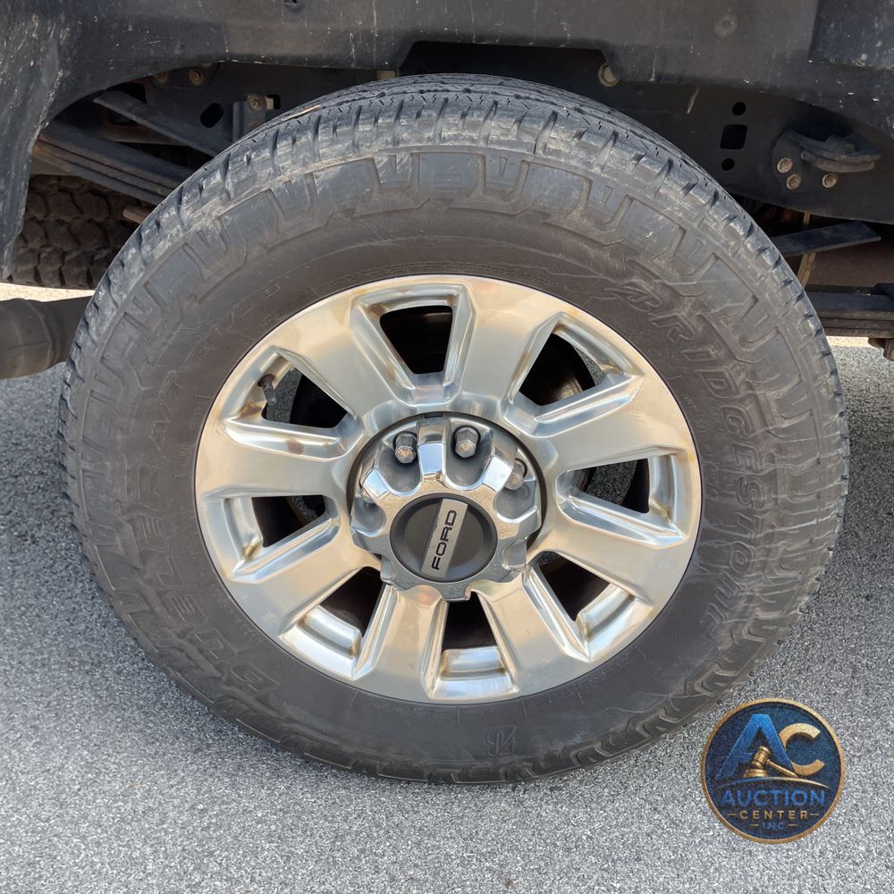 2022 Ford F-350 Super Duty Platinum