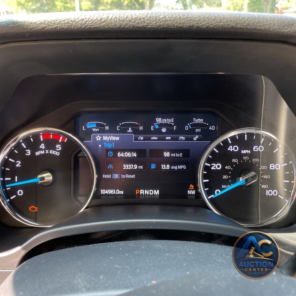 2022 Ford F-350 Super Duty Platinum