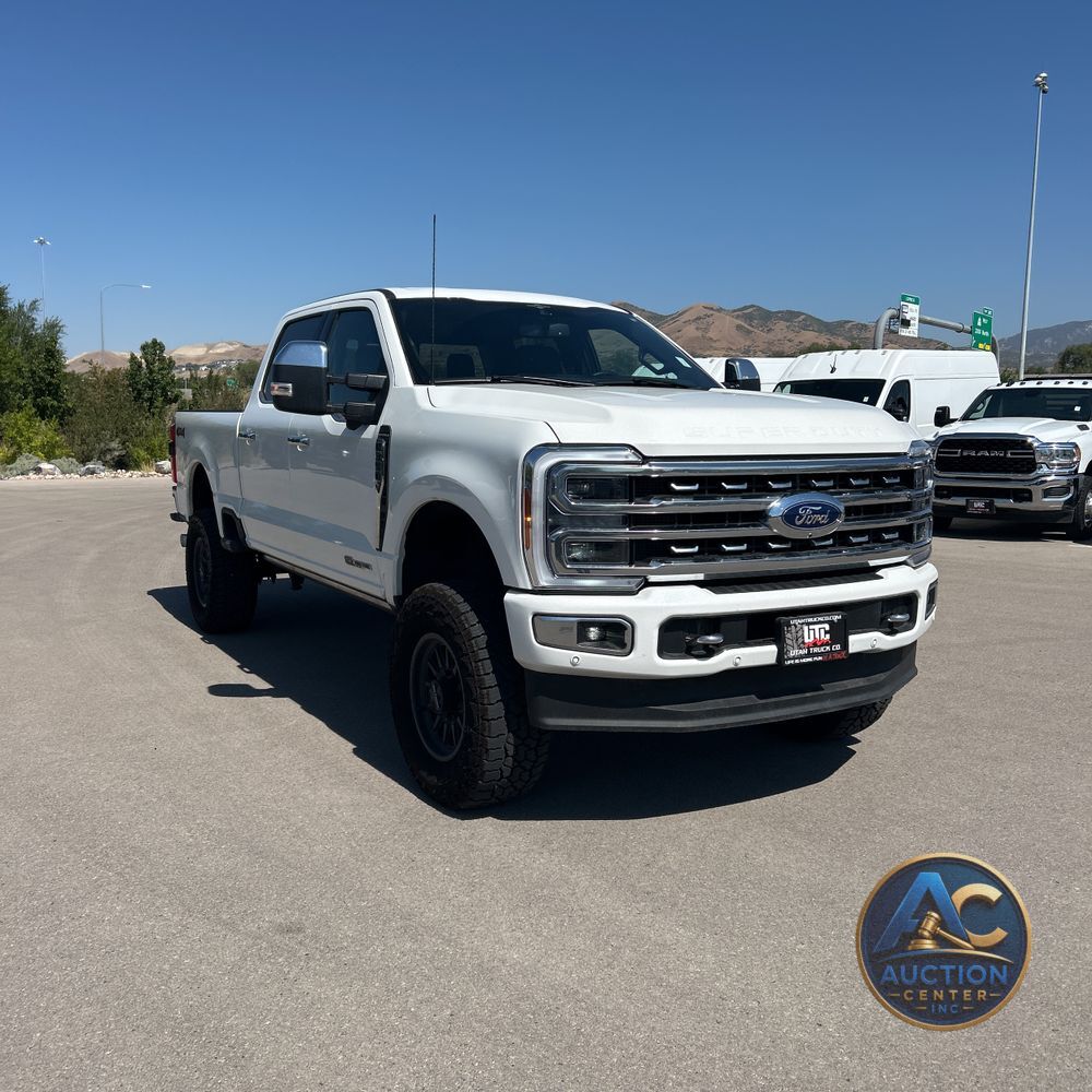 2023 Ford F350 S/D Platinum
