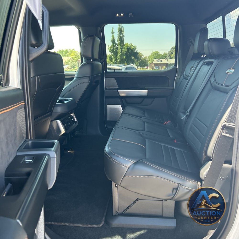 2023 Ford F350 S/D Platinum