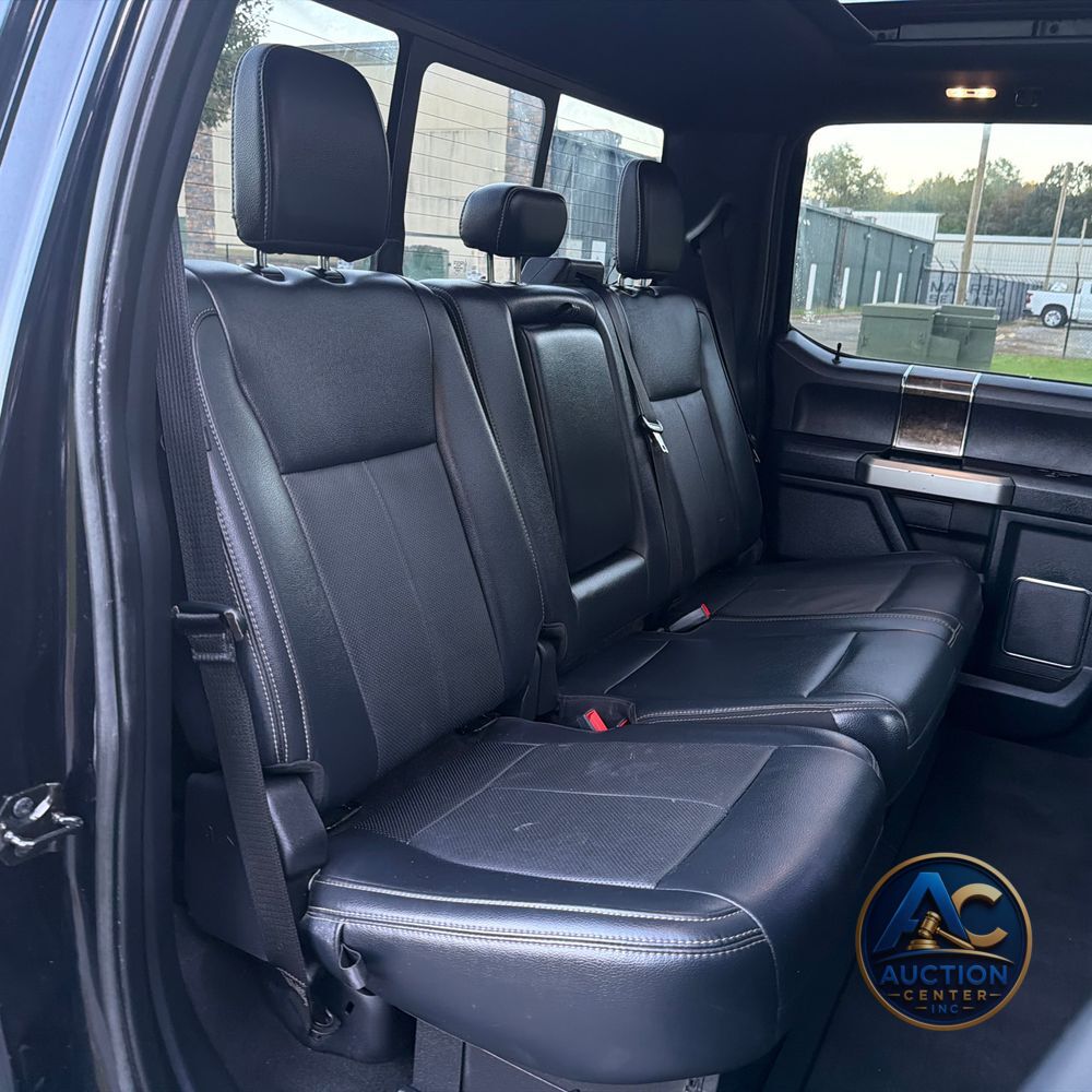 2022 Ford F-350 Super Duty Lariat