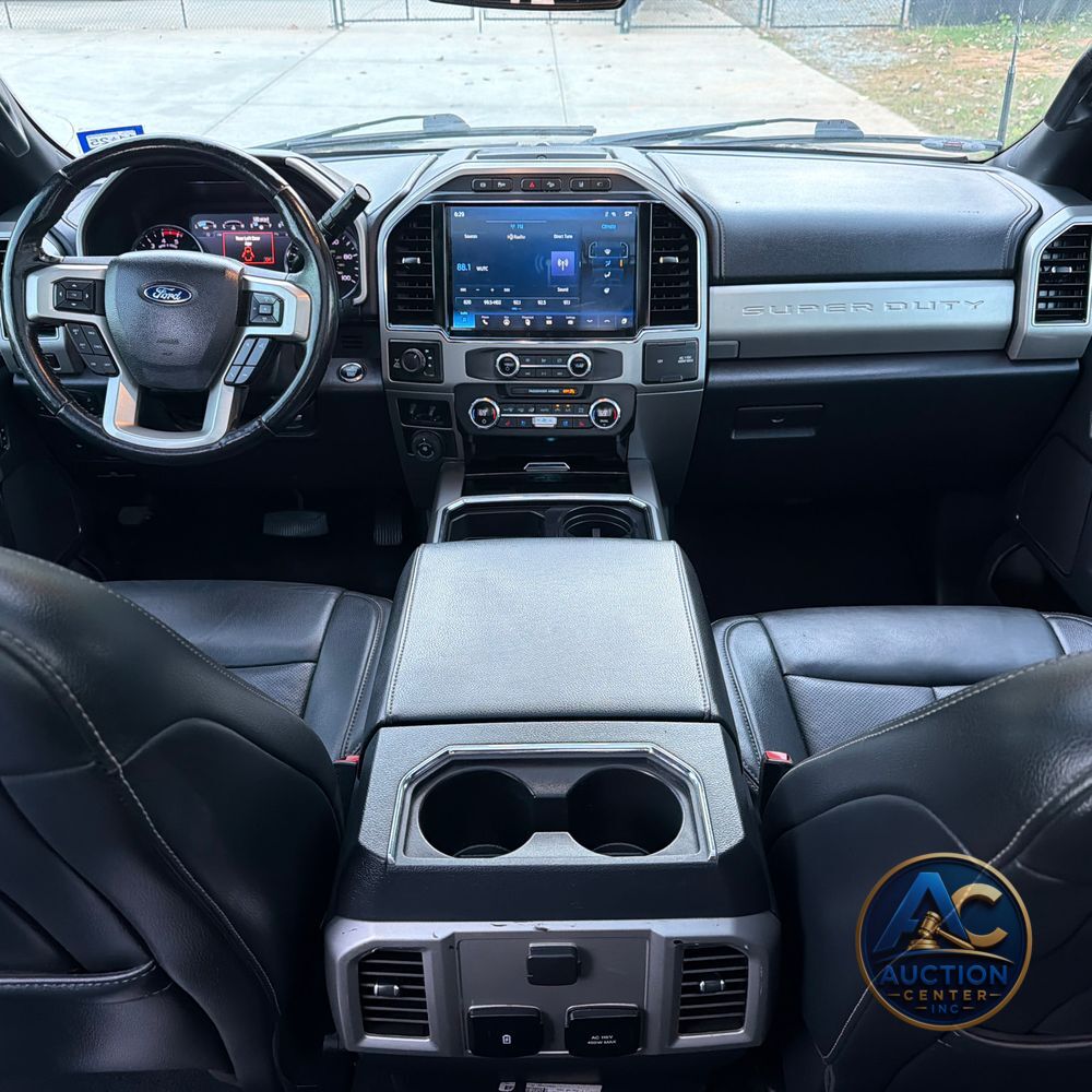 2022 Ford F-350 Super Duty Lariat