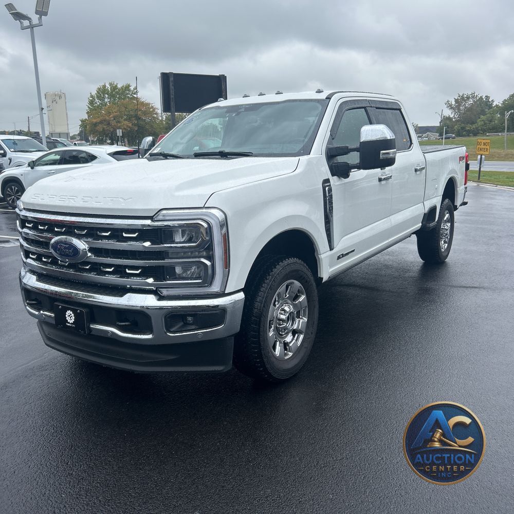 2025 Ford F-350 Super Duty Lariat