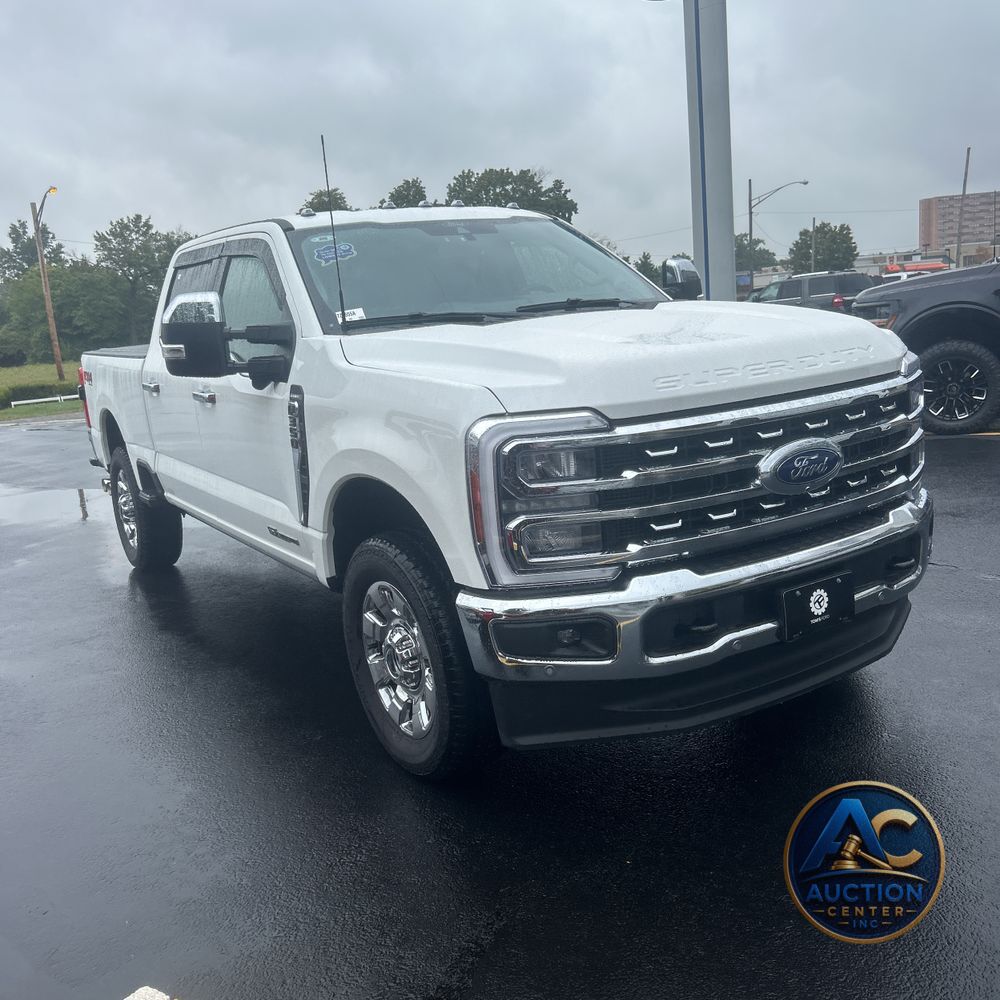 2025 Ford F-350 Super Duty Lariat