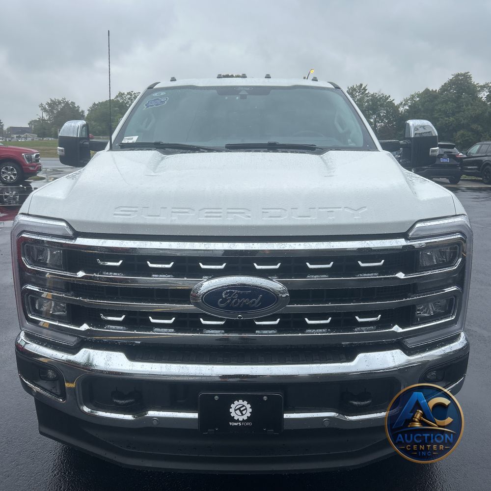 2025 Ford F-350 Super Duty Lariat