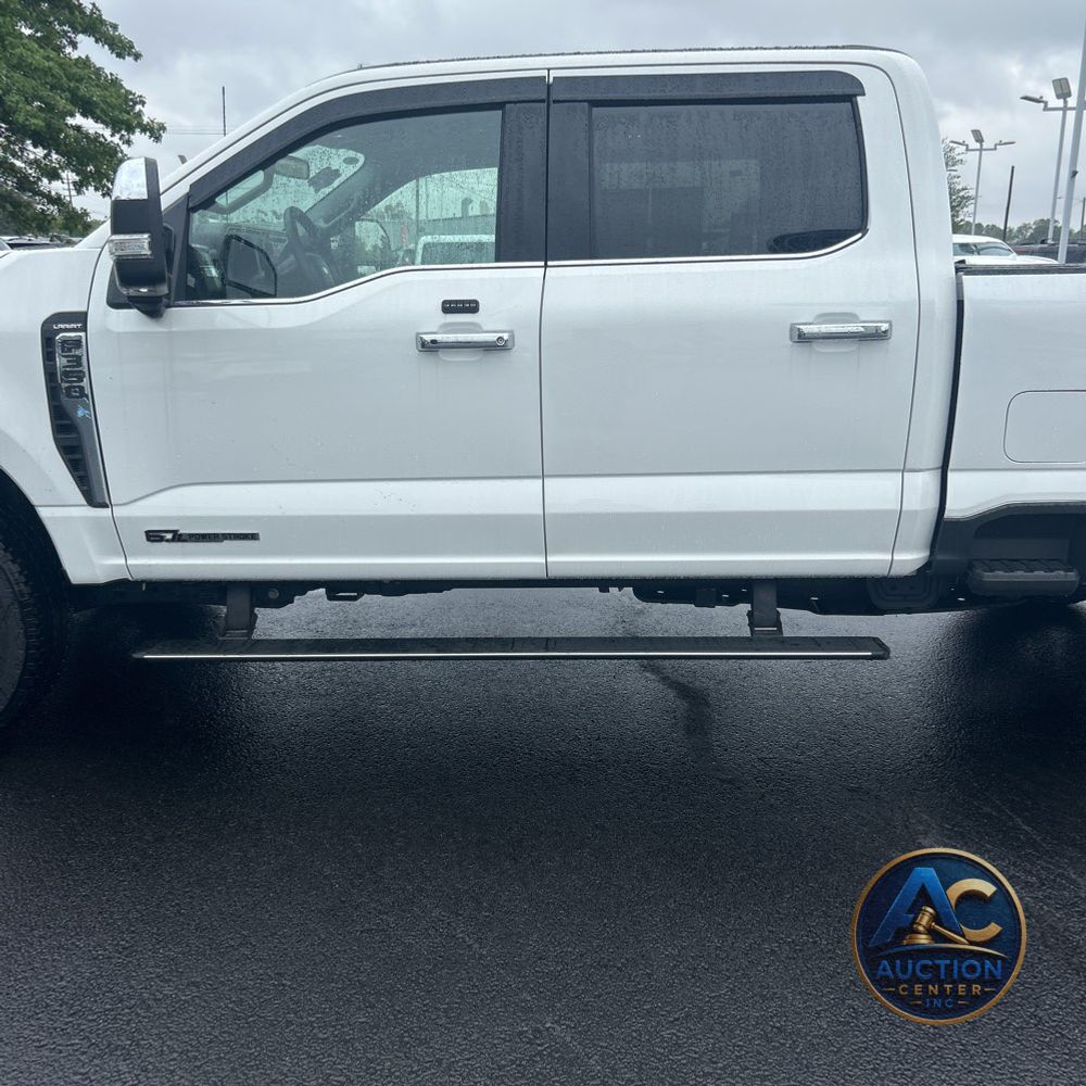 2025 Ford F-350 Super Duty Lariat
