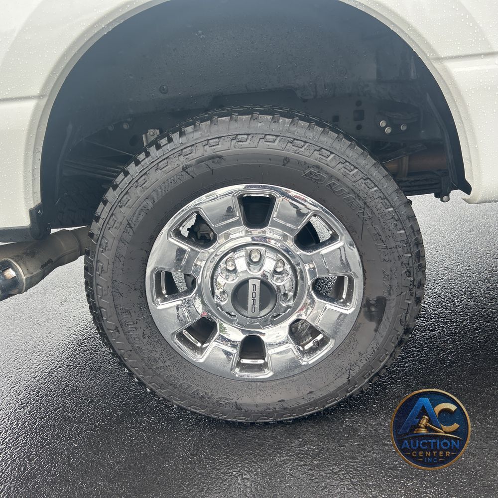 2025 Ford F-350 Super Duty Lariat