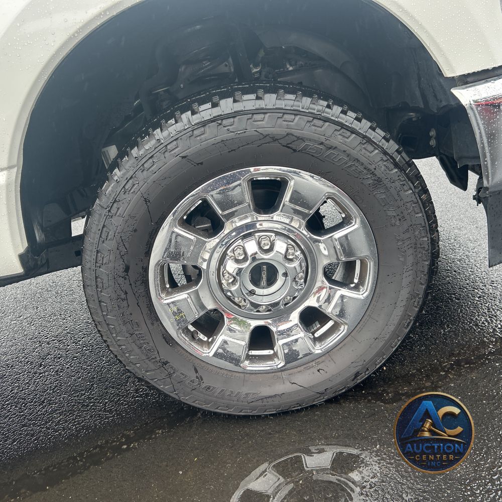 2025 Ford F-350 Super Duty Lariat