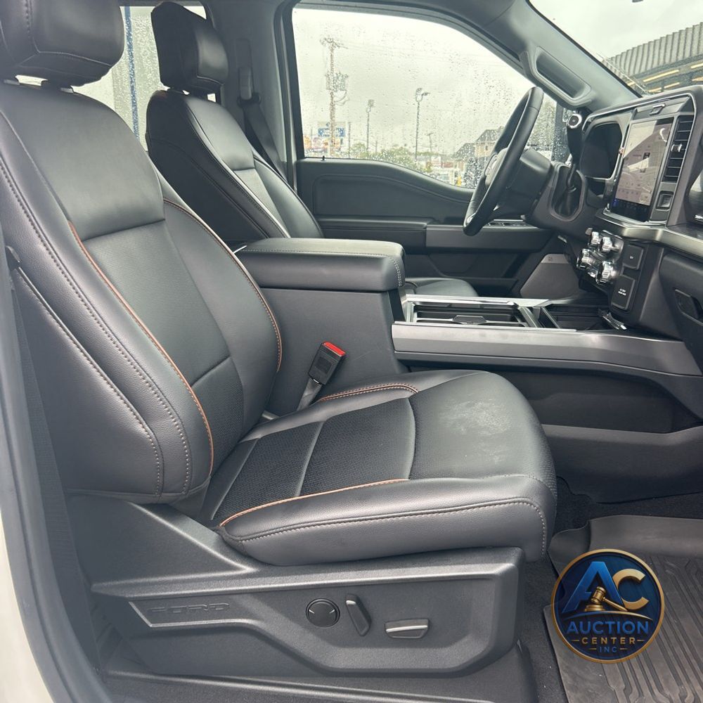 2025 Ford F-350 Super Duty Lariat