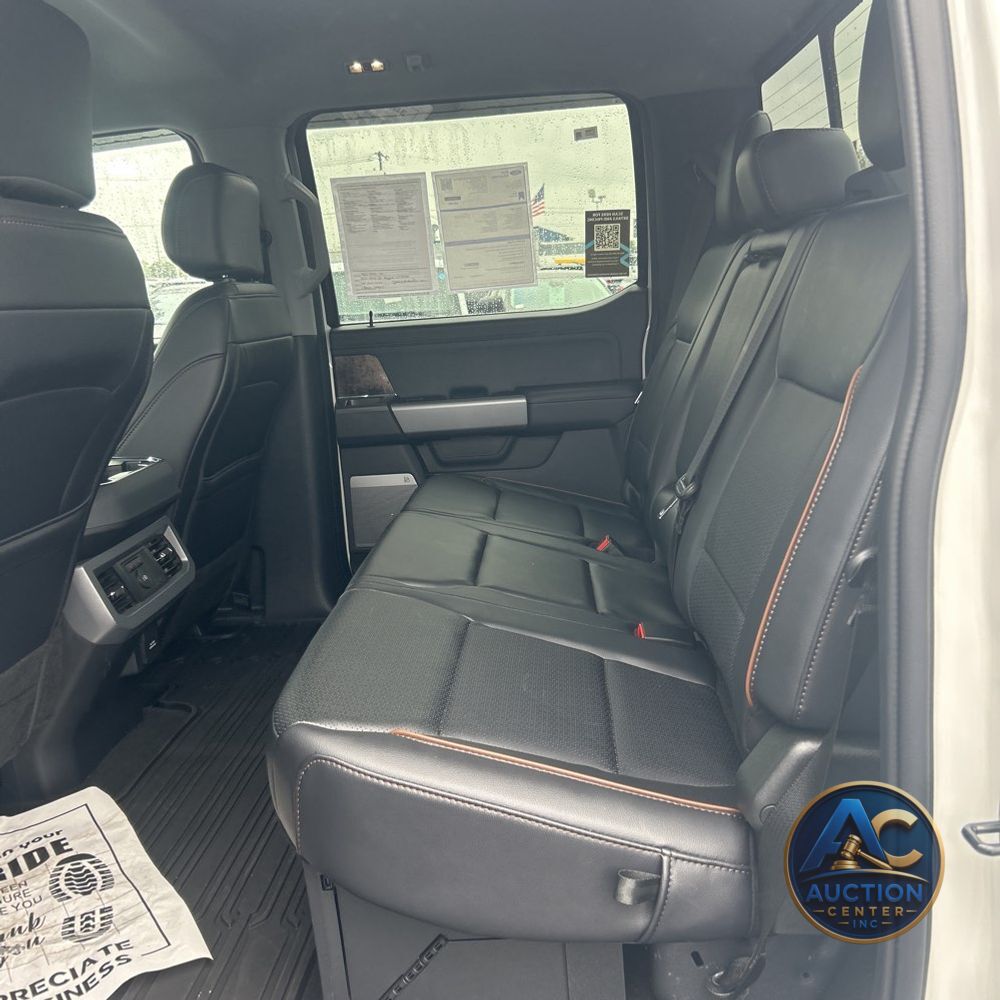 2025 Ford F-350 Super Duty Lariat