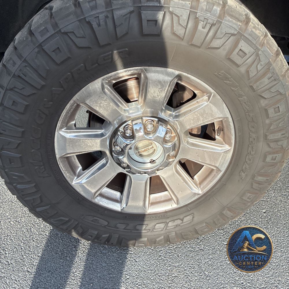 2022 Ford F-350 Super Duty Platinum
