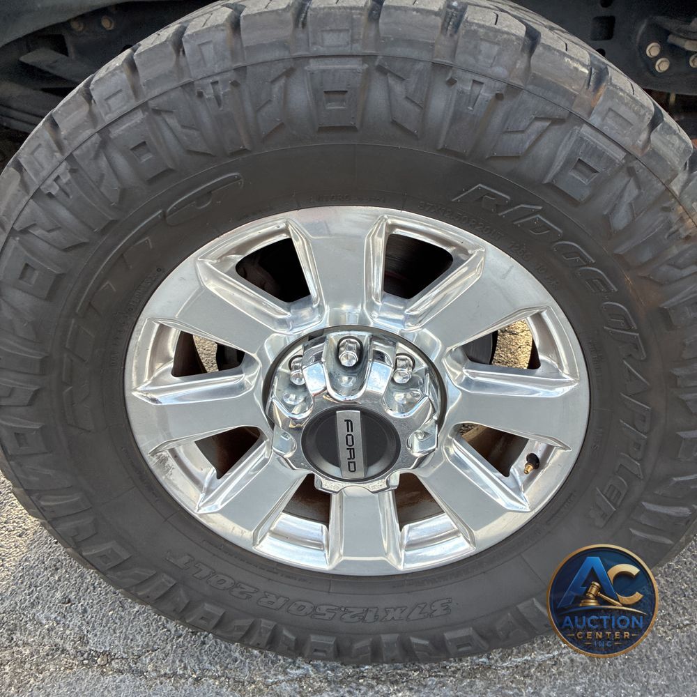 2022 Ford F-350 Super Duty Platinum