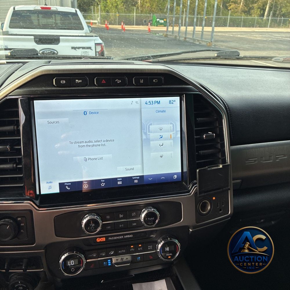 2022 Ford F-350 Super Duty Platinum