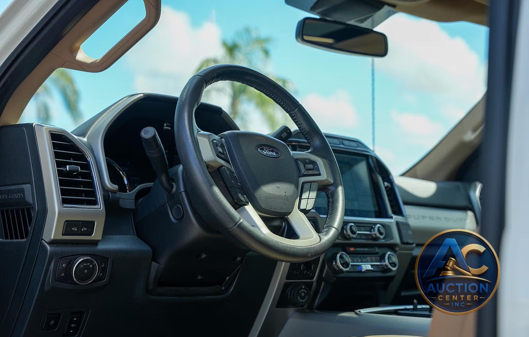 2022 Ford F-350 Lariat