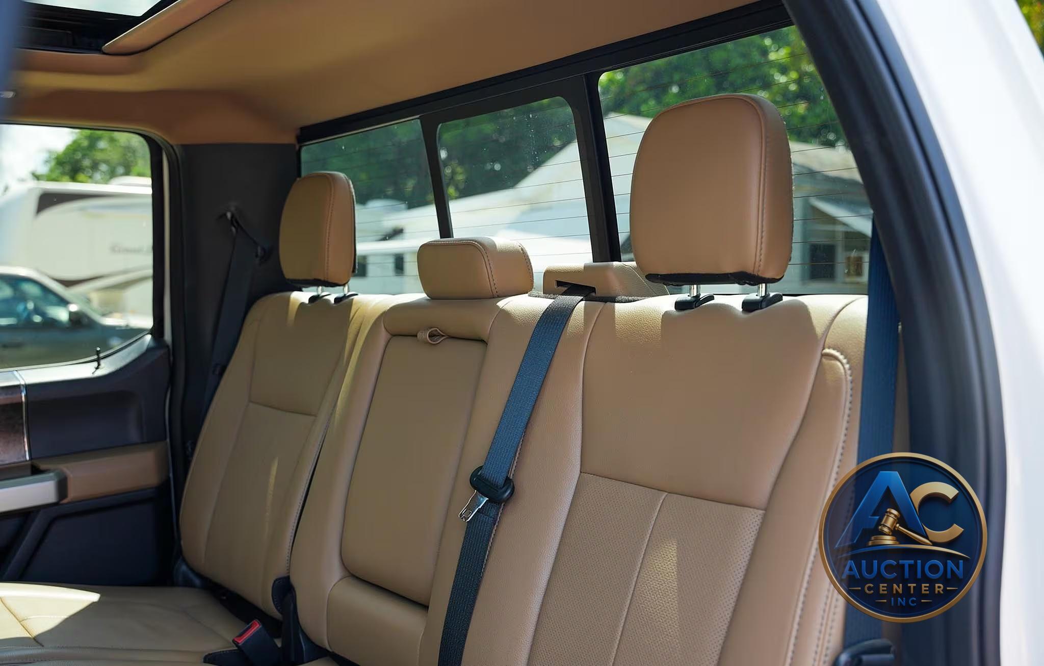 2022 Ford F-350 Lariat