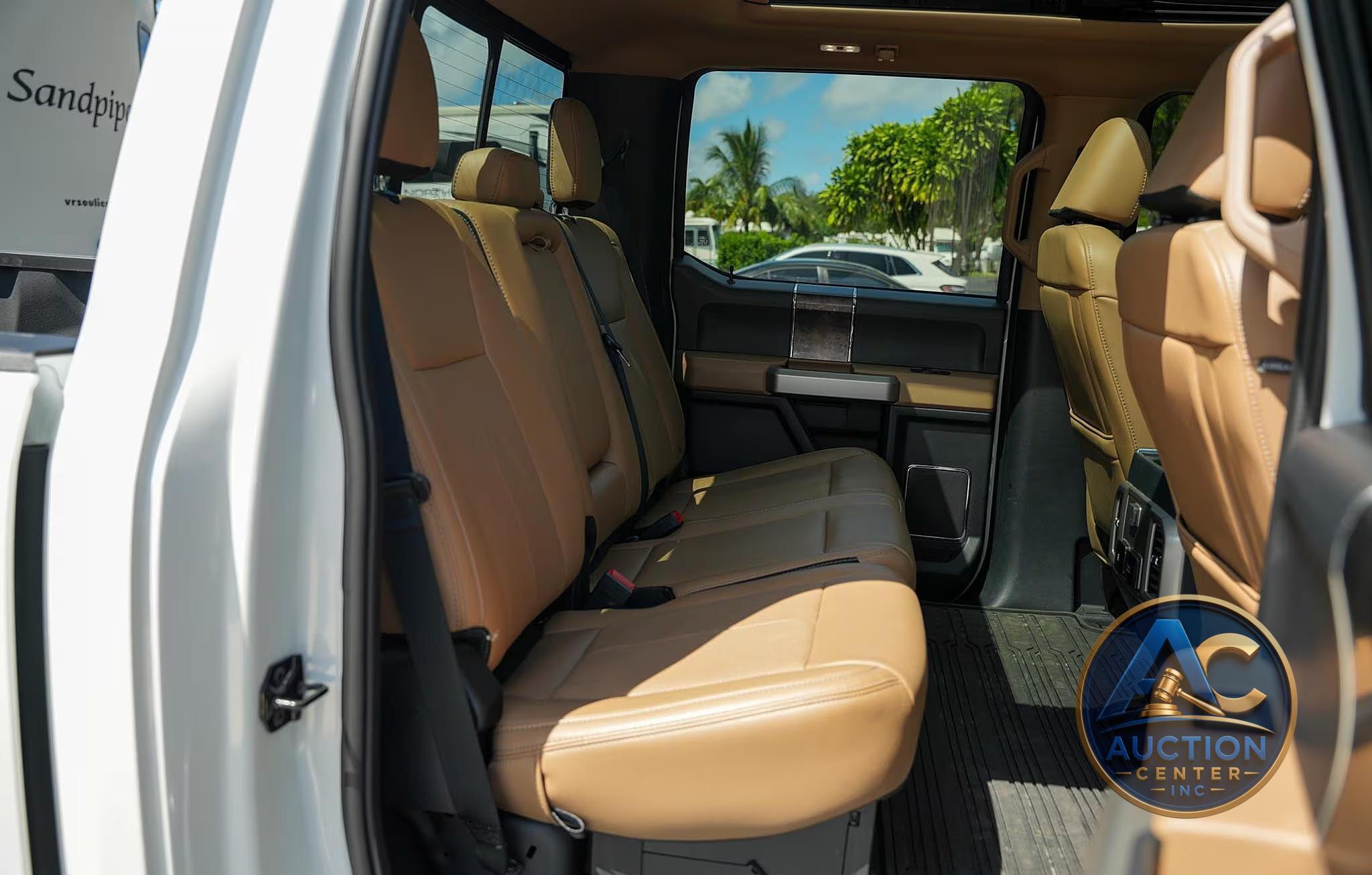 2022 Ford F-350 Lariat