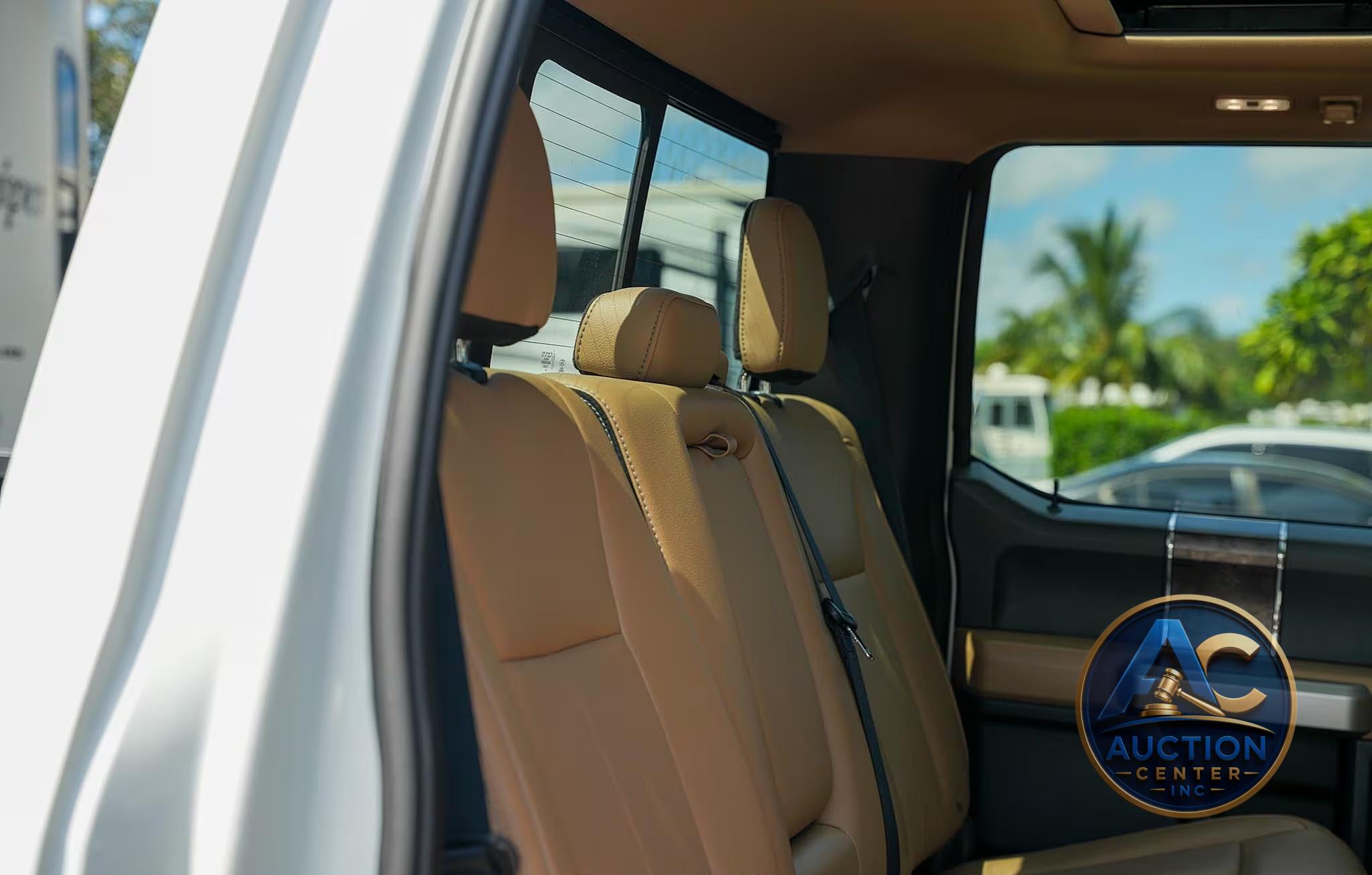 2022 Ford F-350 Lariat