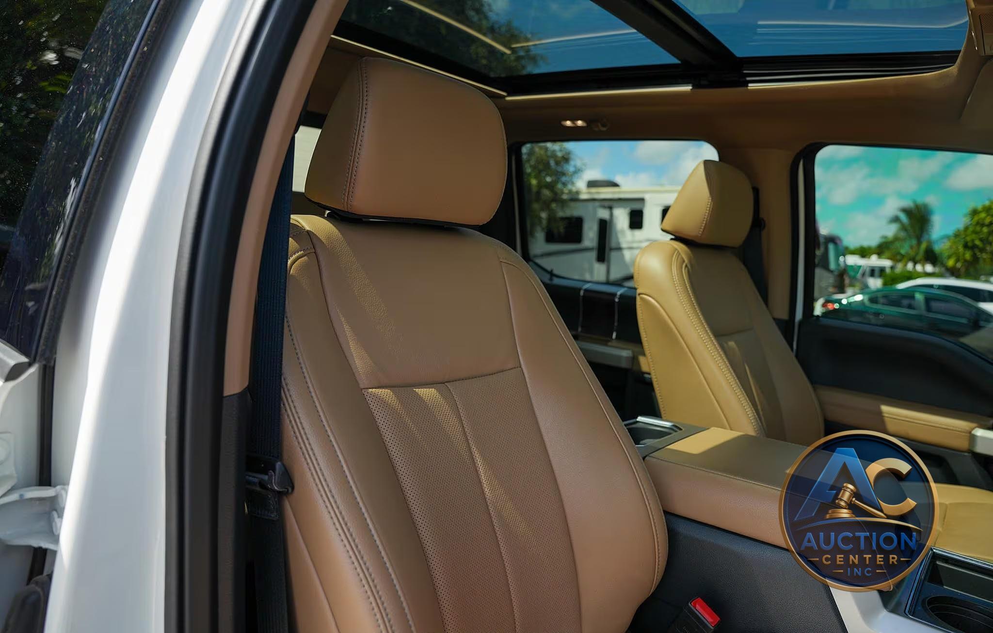 2022 Ford F-350 Lariat