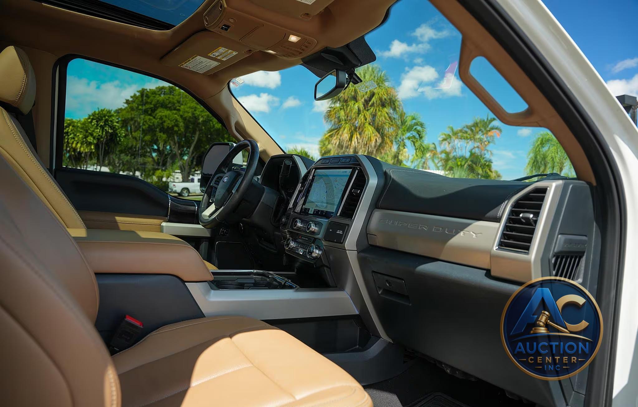 2022 Ford F-350 Lariat