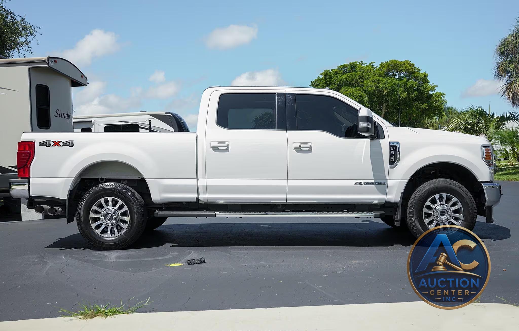 2022 Ford F-350 Lariat