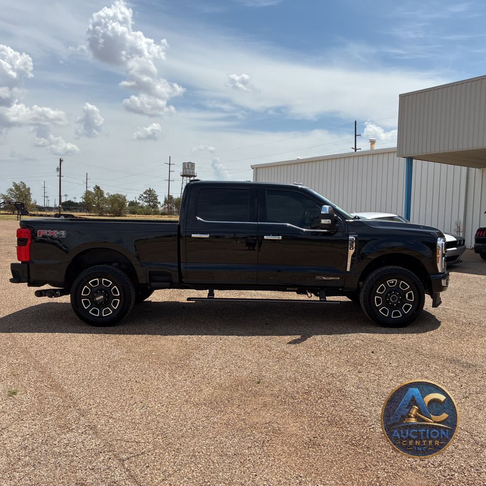 2024 Ford F-350 Super Duty Platinum