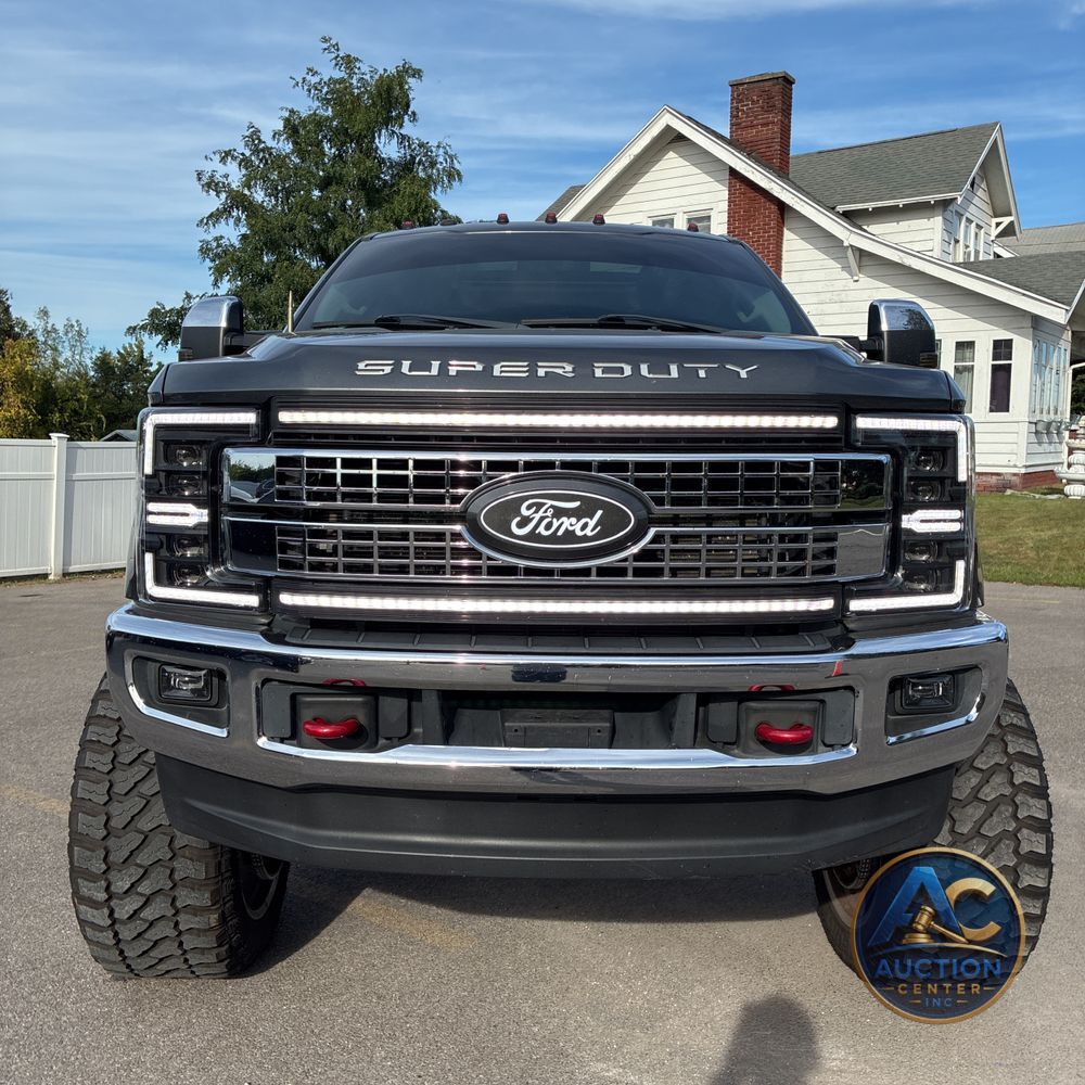 2017 Ford F-350 Super Duty Lariat