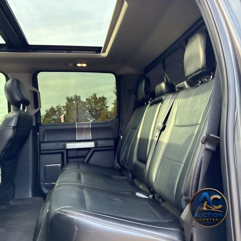 2017 Ford F-350 Super Duty Lariat