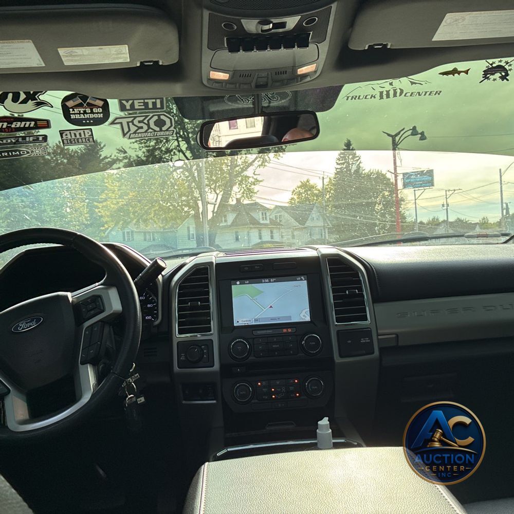 2017 Ford F-350 Super Duty Lariat