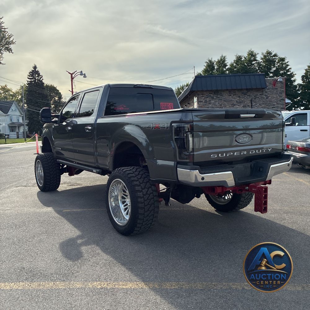 2017 Ford F-350 Super Duty Lariat