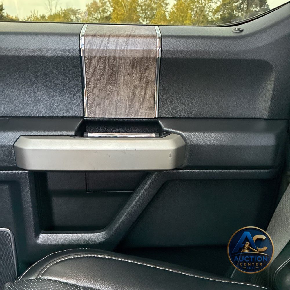 2017 Ford F-350 Super Duty Lariat