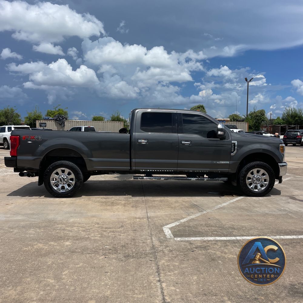 2018 Ford F-350 Super Duty Lariat