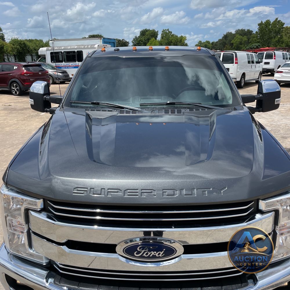 2018 Ford F-350 Super Duty Lariat