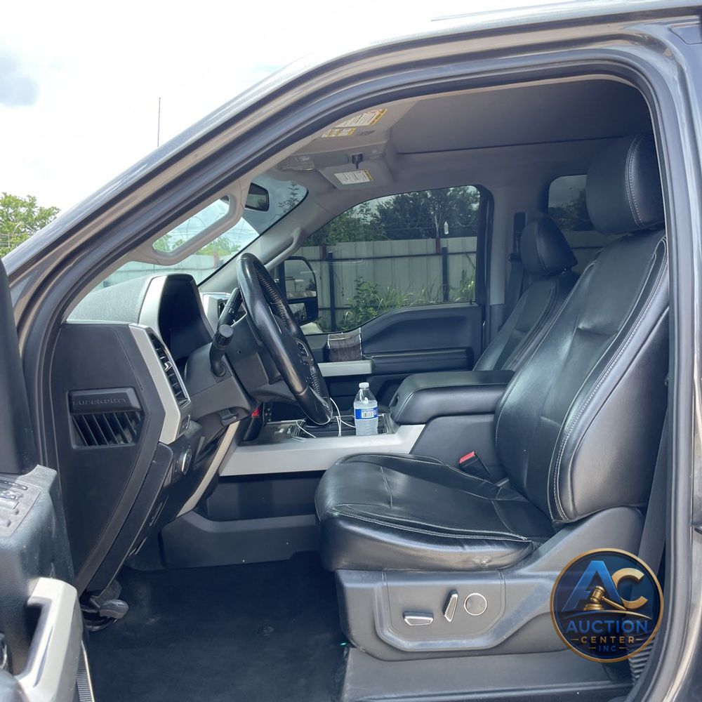 2018 Ford F-350 Super Duty Lariat