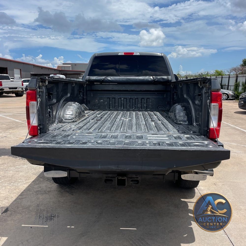 2018 Ford F-350 Super Duty Lariat