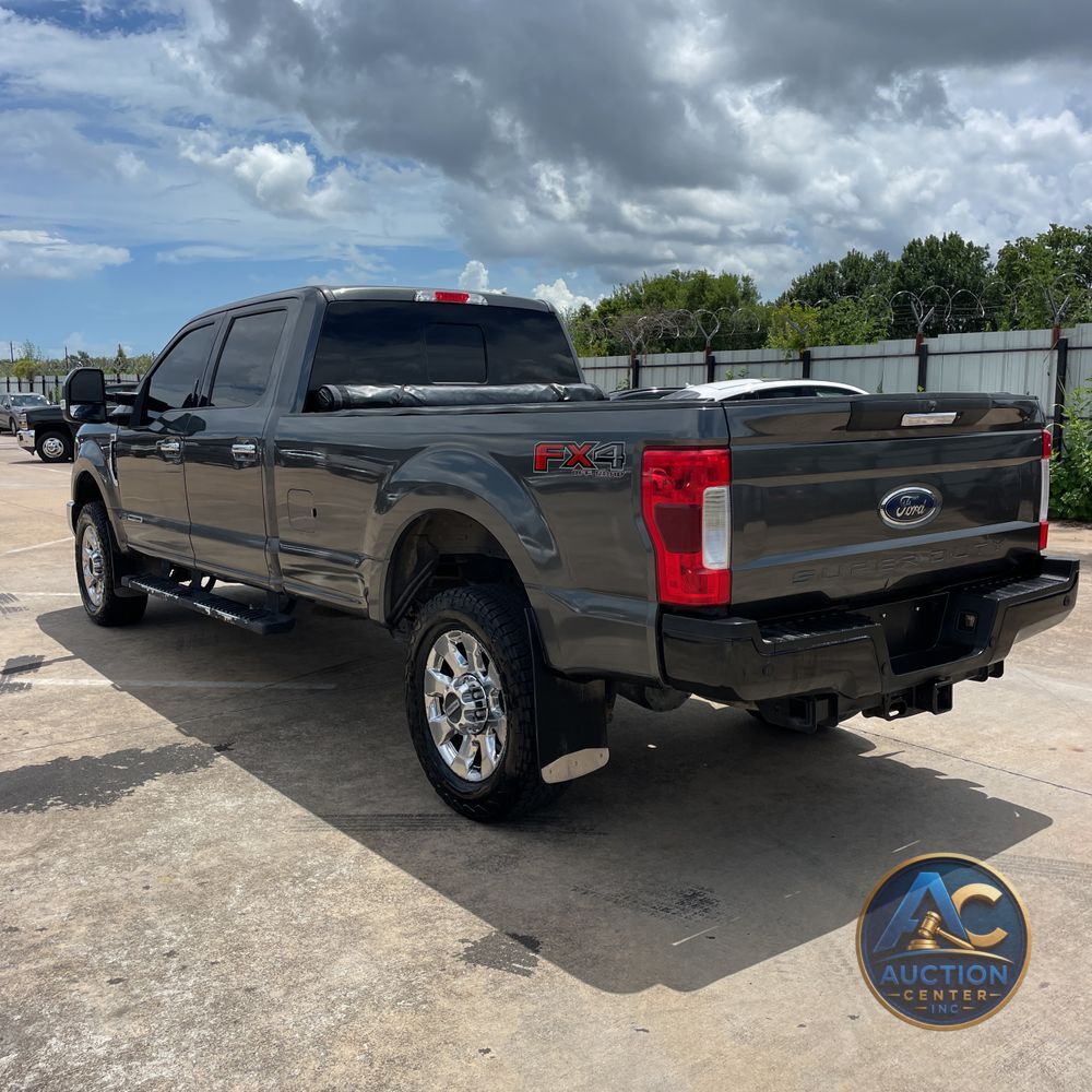 2018 Ford F-350 Super Duty Lariat