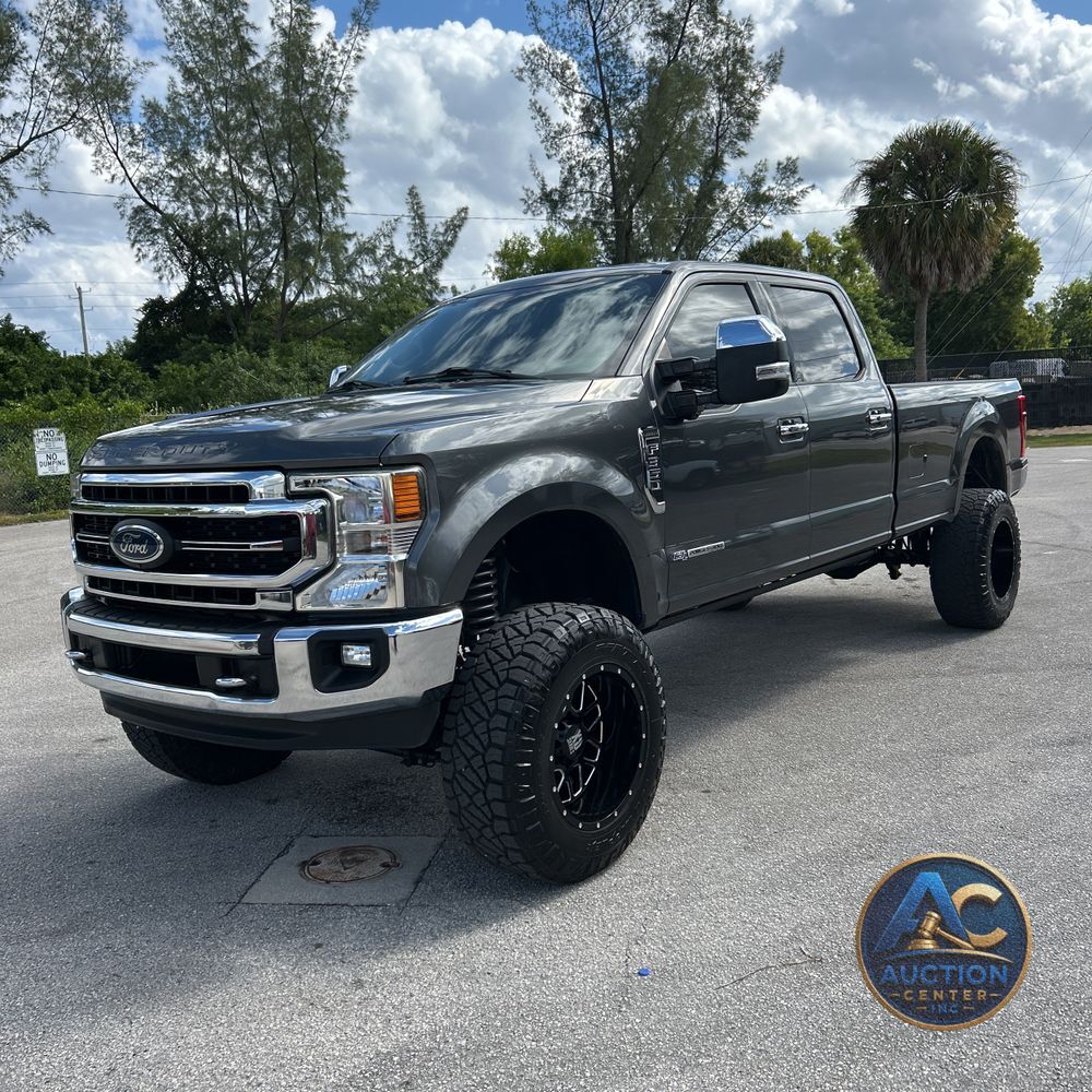 2020 Ford F-350 Super Duty Lariat