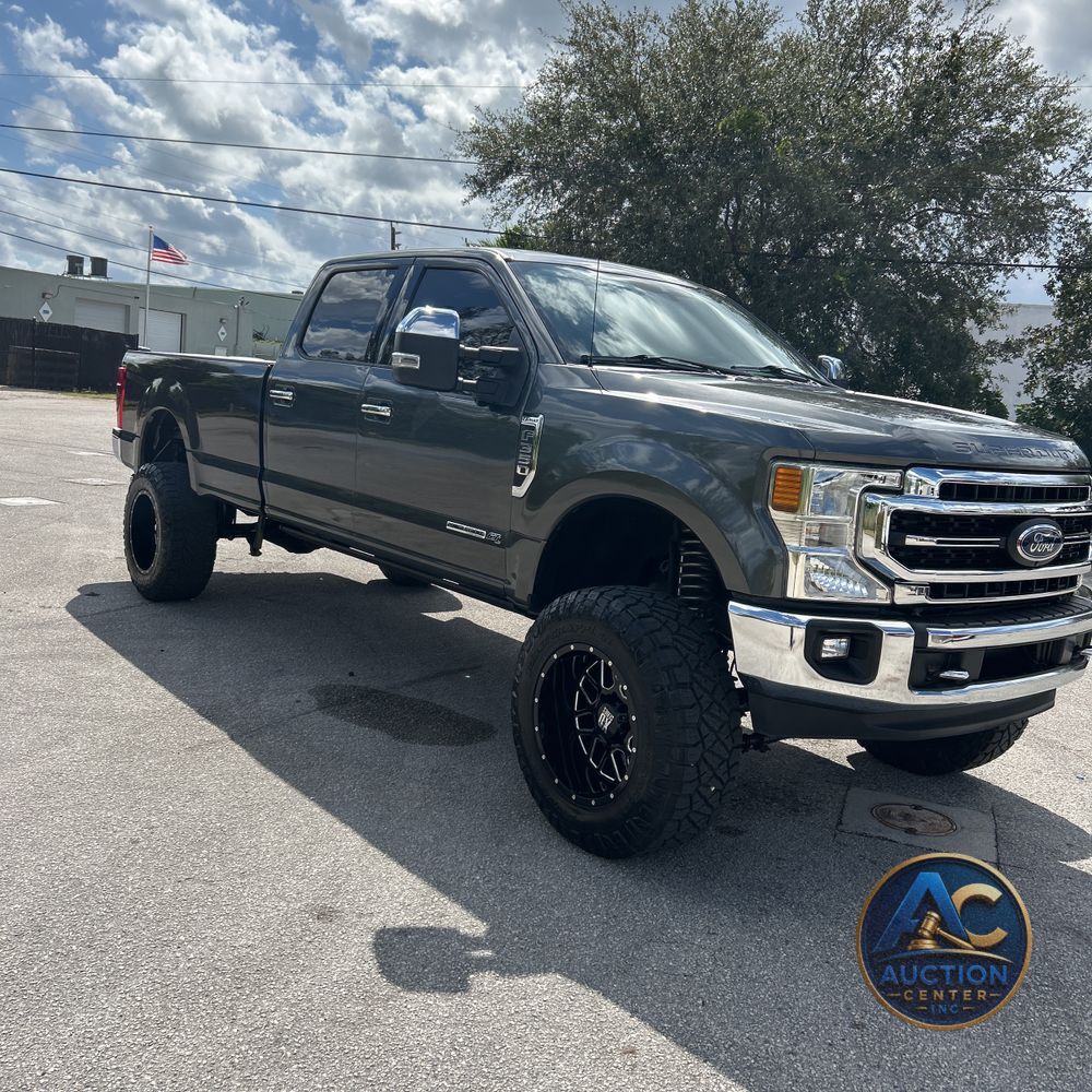 2020 Ford F-350 Super Duty Lariat