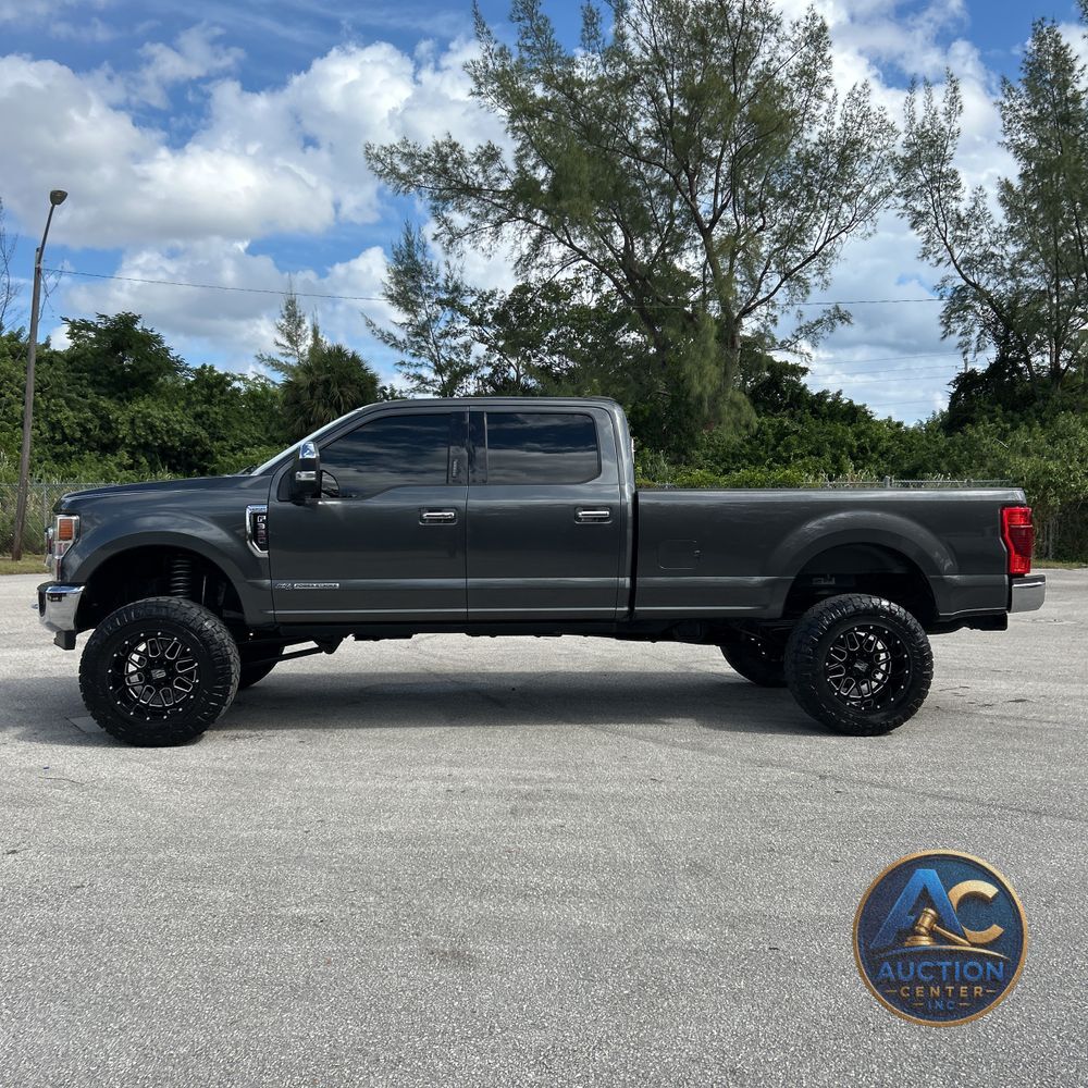 2020 Ford F-350 Super Duty Lariat