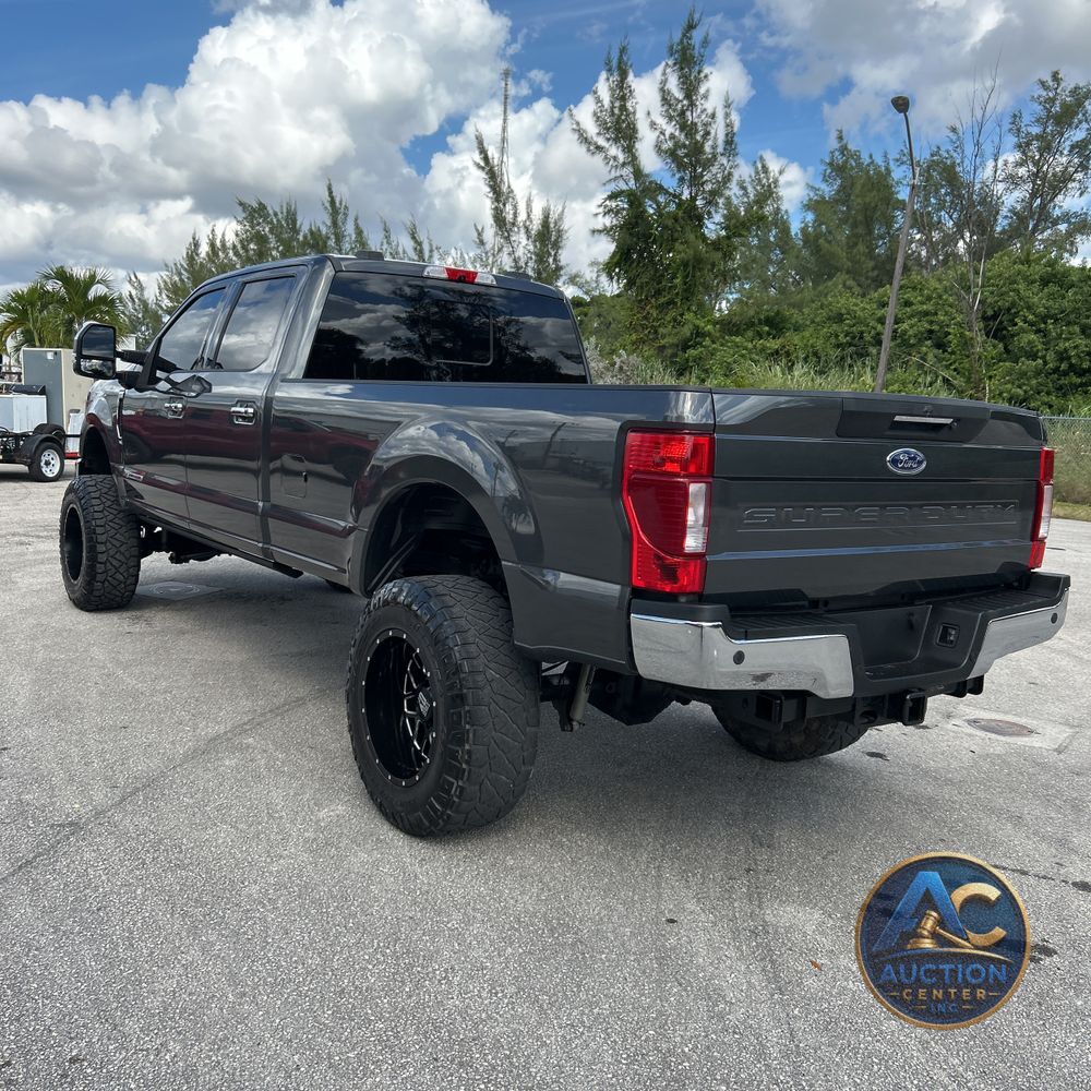 2020 Ford F-350 Super Duty Lariat