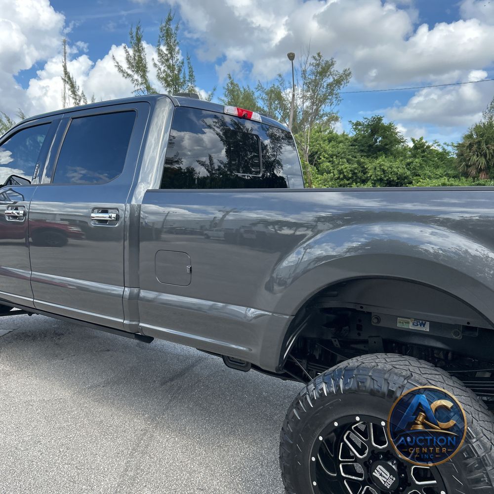 2020 Ford F-350 Super Duty Lariat