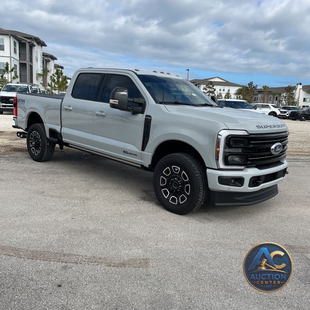 2025 Ford F-350 Super Duty Platinum
