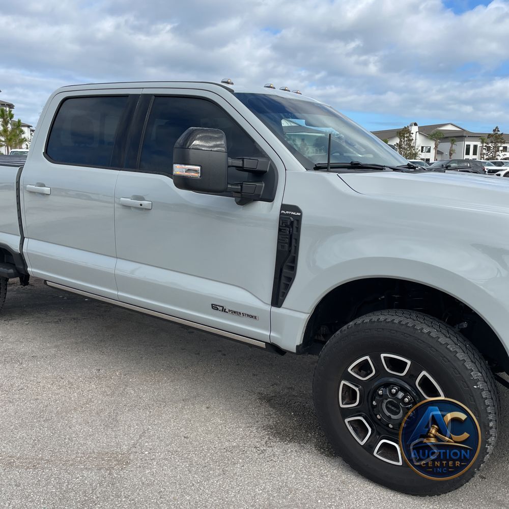 2025 Ford F-350 Super Duty Platinum